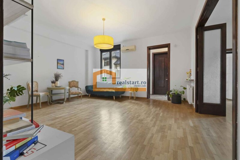 Polona, P-ta Romana, exclusivist, metrou Romana la 600 m distanta, boxa